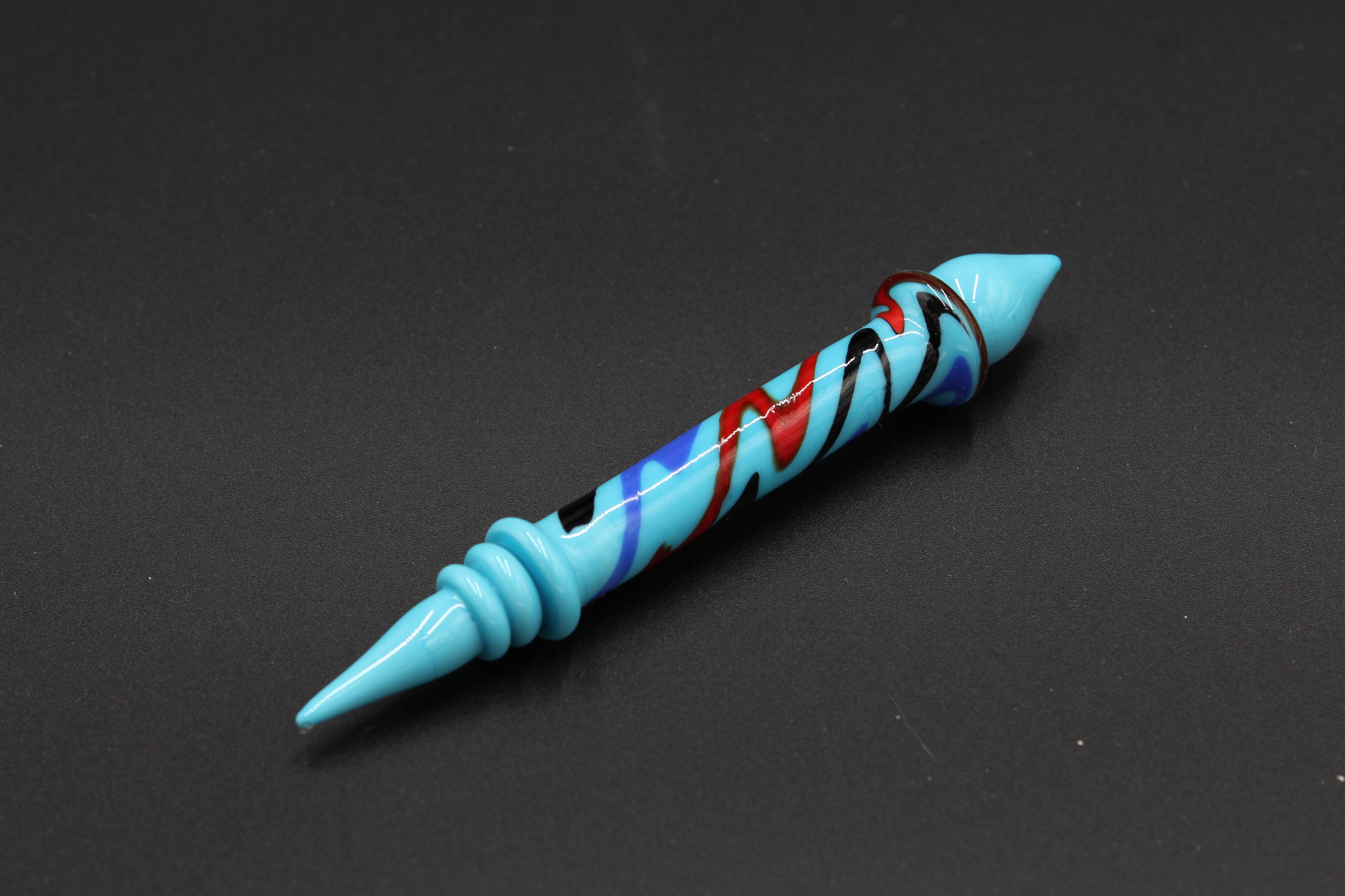 Crayon Style Glass Dab Tool - Blue to the left